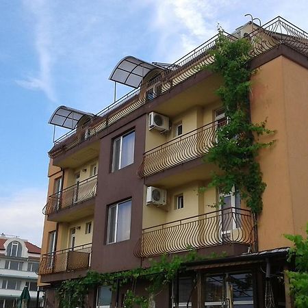 Zora Guest House Primorsko Phòng bức ảnh