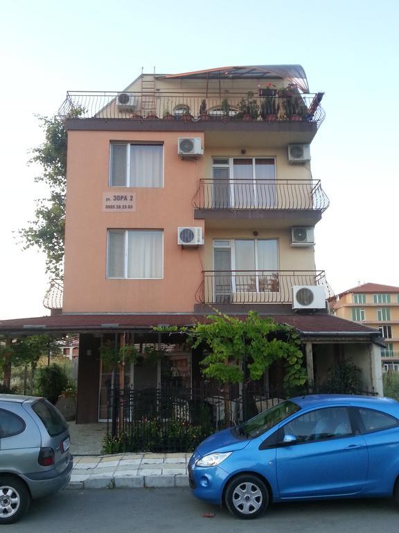 Zora Guest House Primorsko Ngoại thất bức ảnh