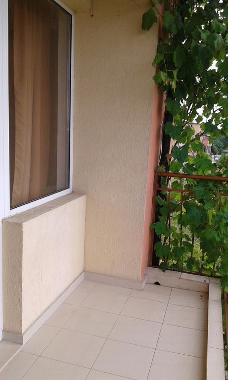 Zora Guest House Primorsko Phòng bức ảnh