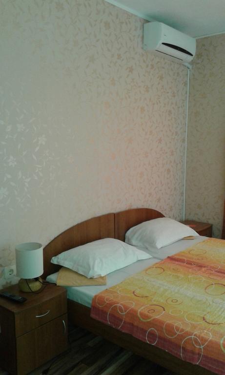 Zora Guest House Primorsko Ngoại thất bức ảnh