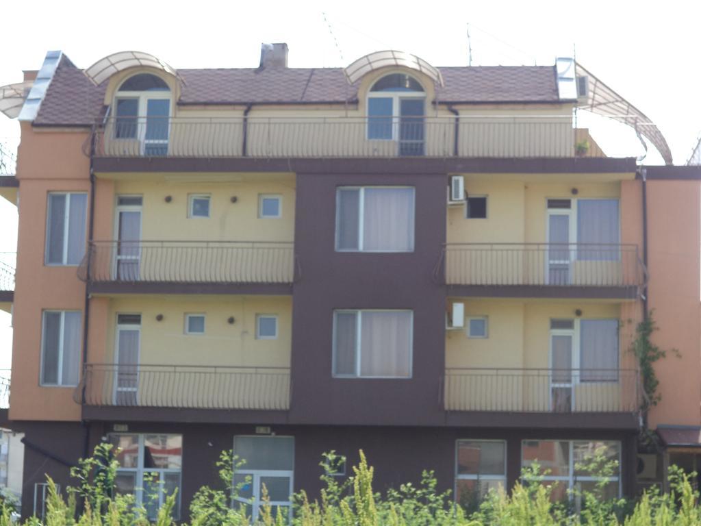 Zora Guest House Primorsko Phòng bức ảnh